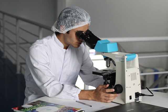chemický biolog